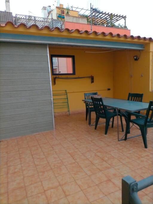 Preciosa Casa De 2 Pisos A 50 Metros De La Playa Villa Canet De Mar Eksteriør bilde
